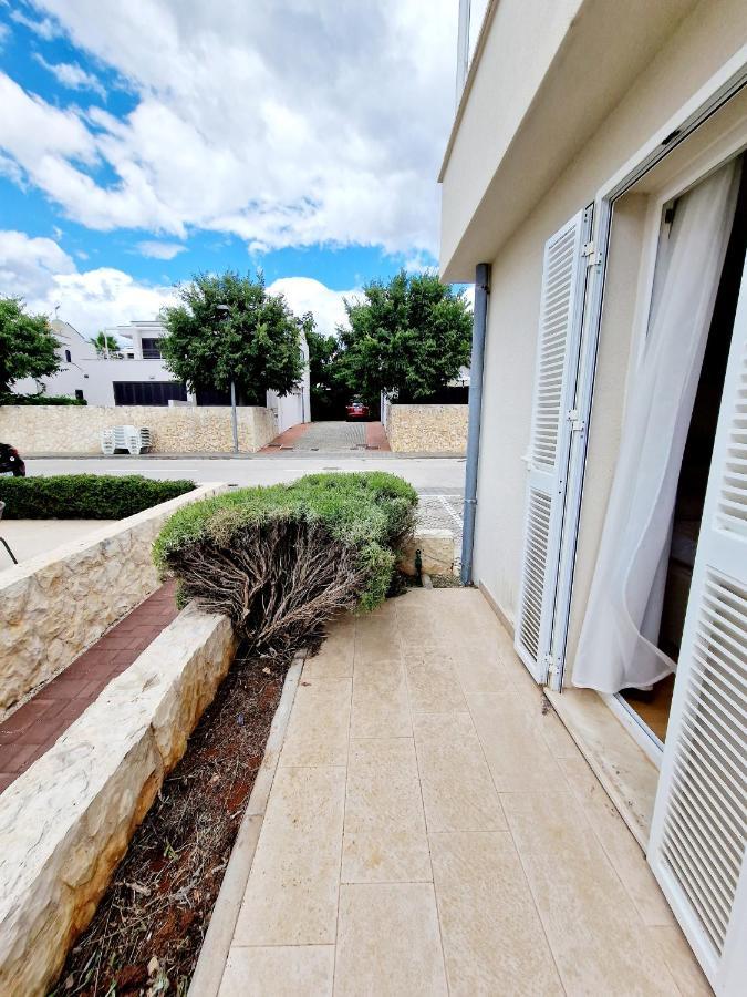 Residence-Apartment-Giuliano-Punta Skala, ペトルチャネ エクステリア 写真