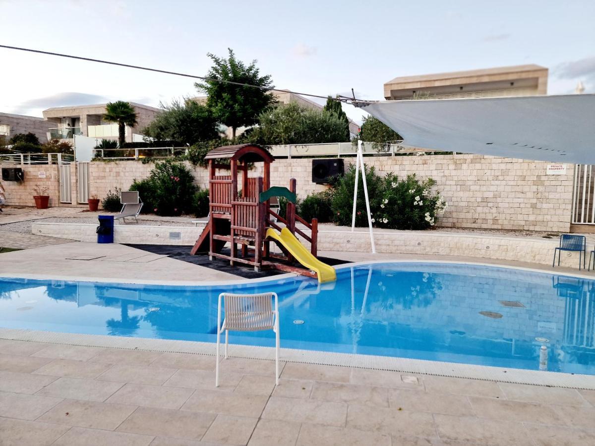 Residence-Apartment-Giuliano-Punta Skala, ペトルチャネ エクステリア 写真