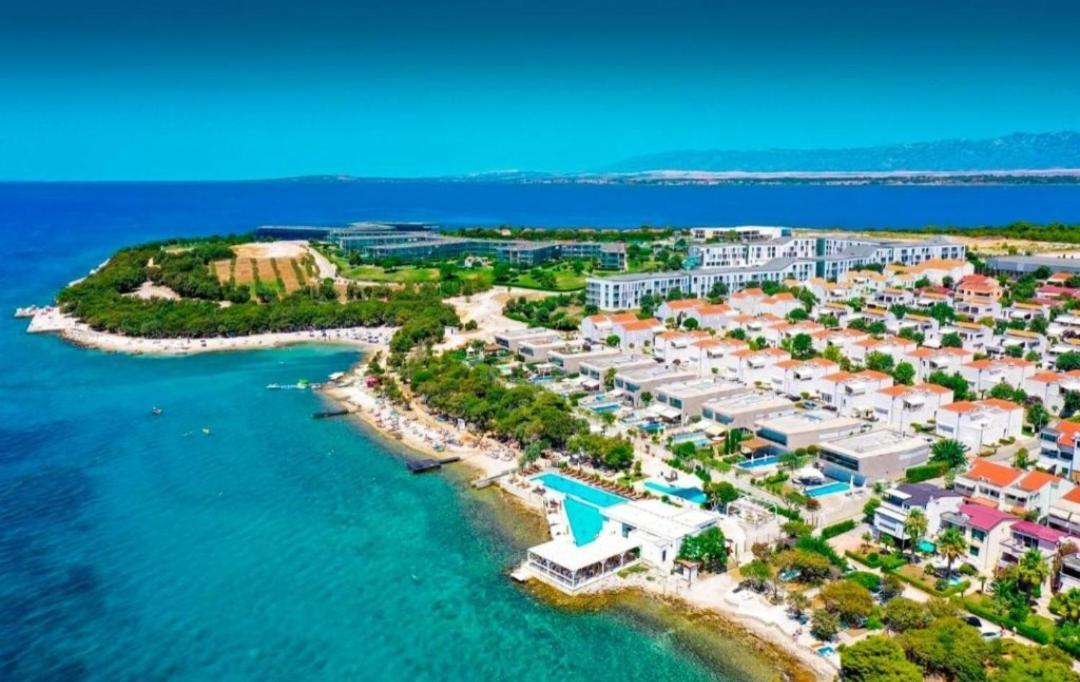 Residence-Apartment-Giuliano-Punta Skala, ペトルチャネ エクステリア 写真