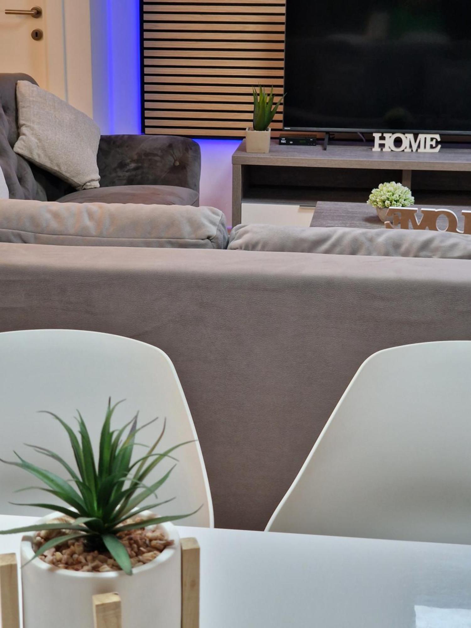 Residence-Apartment-Giuliano-Punta Skala, ペトルチャネ エクステリア 写真