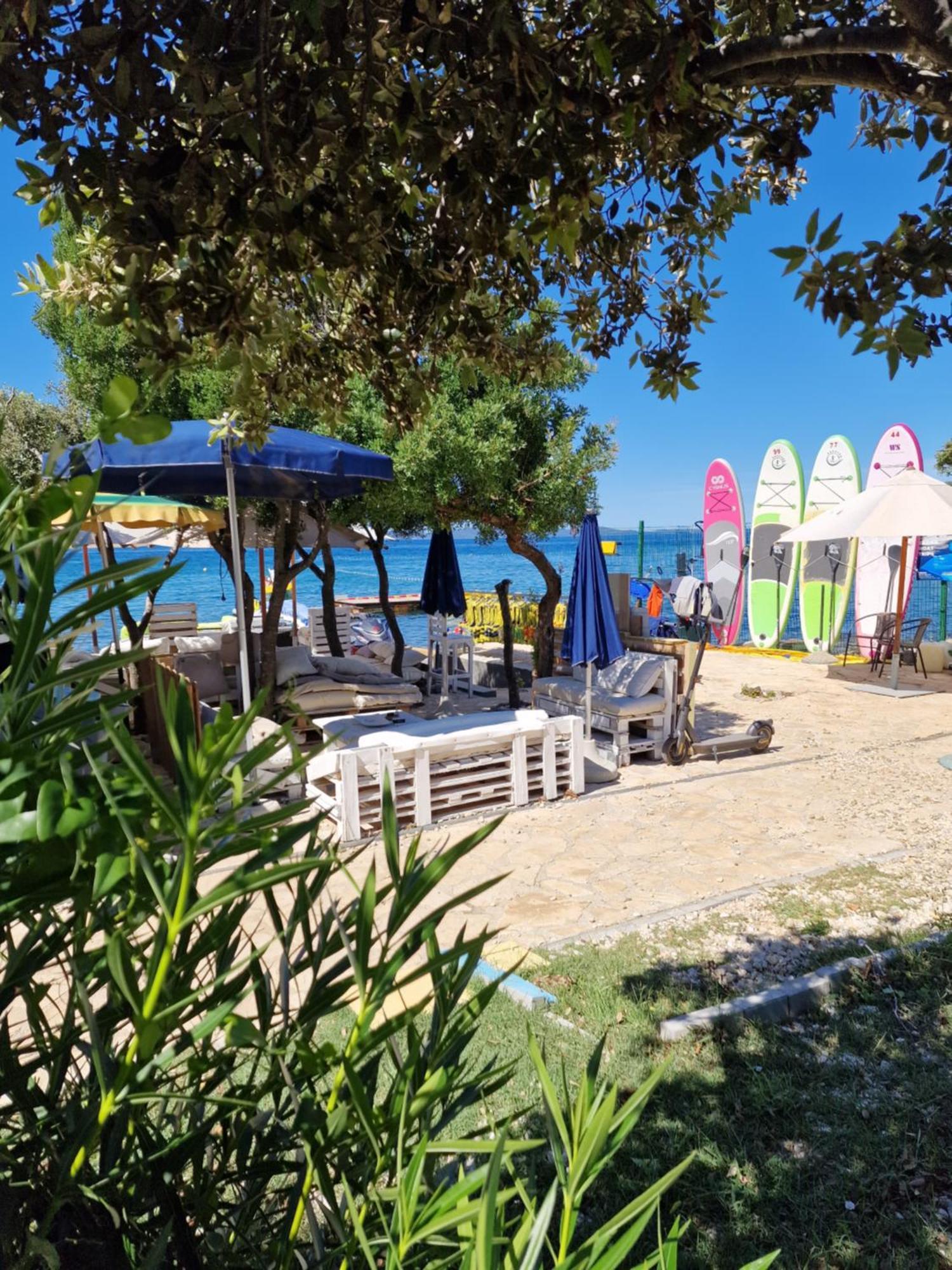 Residence-Apartment-Giuliano-Punta Skala, ペトルチャネ エクステリア 写真