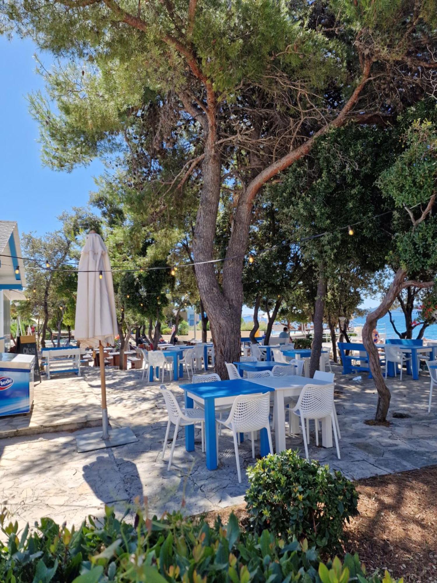 Residence-Apartment-Giuliano-Punta Skala, ペトルチャネ エクステリア 写真